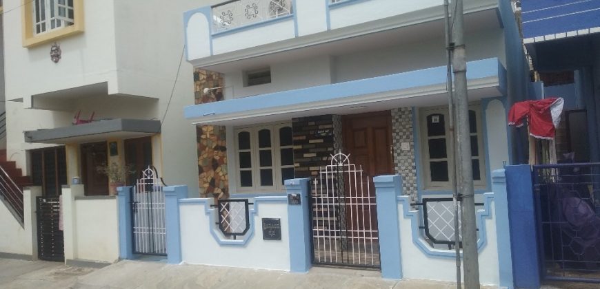 600 Sqft West Face Residential House Sale Srirampura