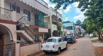 1400 Sqft West Face Residential Old House Sale Ramakrishna Nagar, Mysore