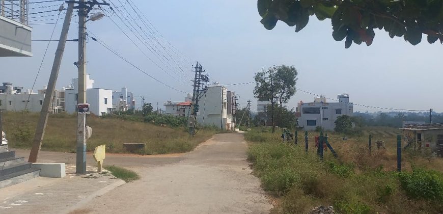 2400  Sqft East Face Residential Site Sale Gaddige Road Bogadi, Mysore