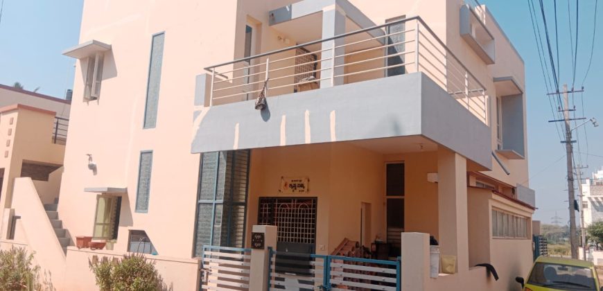 1200 Sqft North East Corner Residential Duplex House Sale Bogadi, Mysore